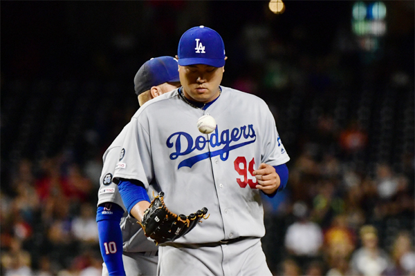 3연속 패전 투수가 된 류현진. [사진 = 연합뉴스]