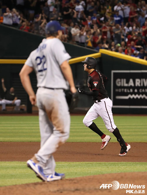 커쇼는 이번 시즌들어 처음으로 두 경기 연속 6이닝을 넘기지 못했다. 사진=ⓒAFPBBNews = News1