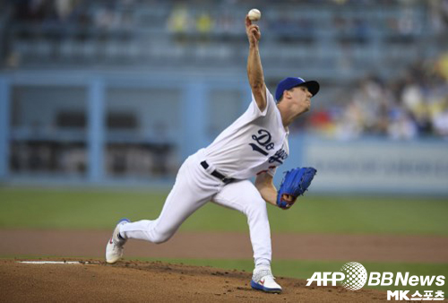 뷸러는 6이닝 4실점을 기록했다. 사진(美 로스앤젤레스)=ⓒAFPBBNews = News1