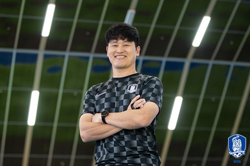 남자 풋살대표팀을 이끌고 있는 이상진 감독. 사진=대한축구협회 제공