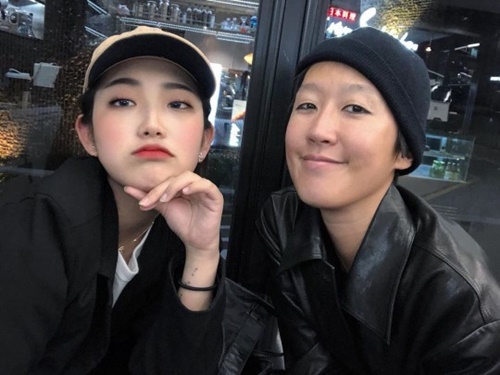 고(故) 최진실 딸 최준희가 홍진경과 함께 만난 인증샷을 공개했다. 사진=최준희 SNS