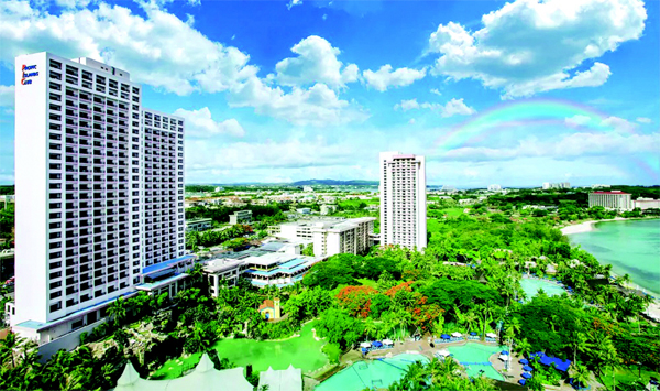 670여가지 레저 스포츠 즐기는 PIC워터파크. [사진 제공 = 게티이미지뱅크, 괌 정부관광청]