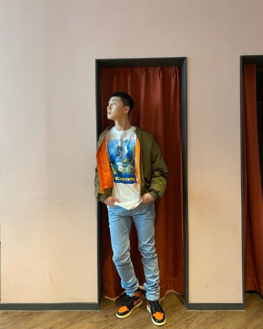 박서준이 사진을 통해 근황을 알렸다.사진=박서준 SNS