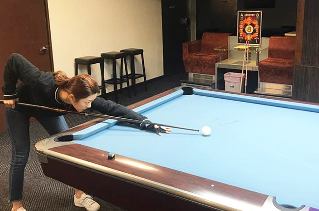권보미는 현재 대만 타이베이에서 머물며 꾸오 보 청 코치가 운영하는 당구장에서 지도를 받고 실력을 쌓아가고 있다. (사진=권보미)