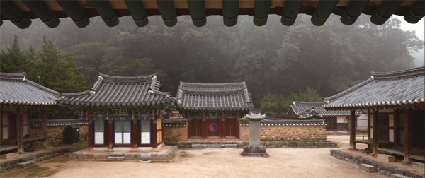 하서 김인후를 제향 중인 전남 장성의 필암서원. 힘없던 임금에의 애통함이 서원 곳곳에 서려 있다. [사진 제공 = 한국의서원통합보존관리단]