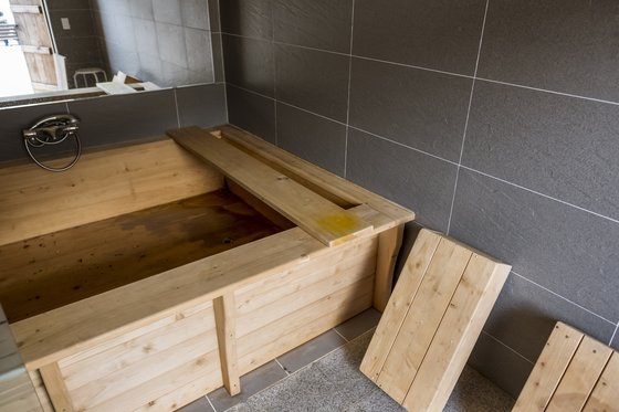 산청 동의보감촌에서는 약초 스파를 체험한다. [사진 한국관광공사]