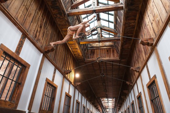 메이지 시대부터 흉악범을 가뒀던 아바시리감옥. 천장에 탈옥왕 '시라토리 요시에'의 모형이 있다. 최승표 기자