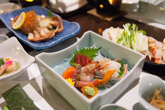 가와유 다이이치 호텔에서 맛본 4가지 게 코스 요리. 최승표 기자