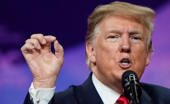 도널드 트럼프 미국 대통령이 2일(현지시간) 보수정치행동회의 행사에서 연설하고 있다. [로이터=연합뉴스]