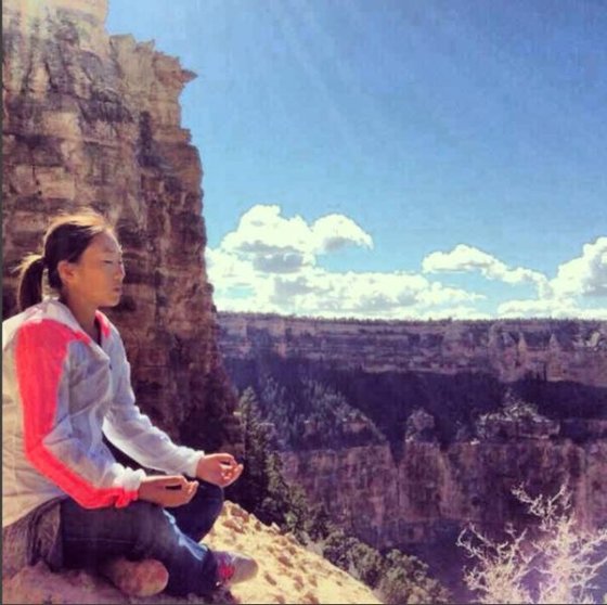 그랜드캐년에서 명상하는 김인경. [김인경 인스타그램]