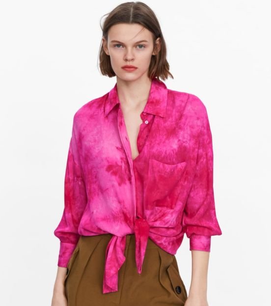 타이다이 패턴의 핑크 셔츠. [사진 자라]