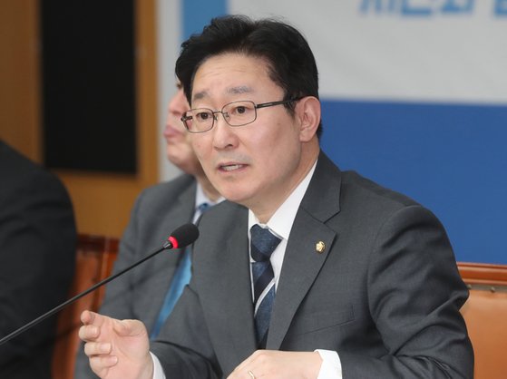 윤석열 검찰총장 후보자와 사법연수원 23기 동기생인 박범계 더불어민주당 의원. [뉴스1]