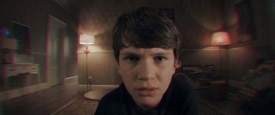 카메라 기능이 있는 처키의 눈에 포착된 앤디의 모습. [사진 이수C&E]