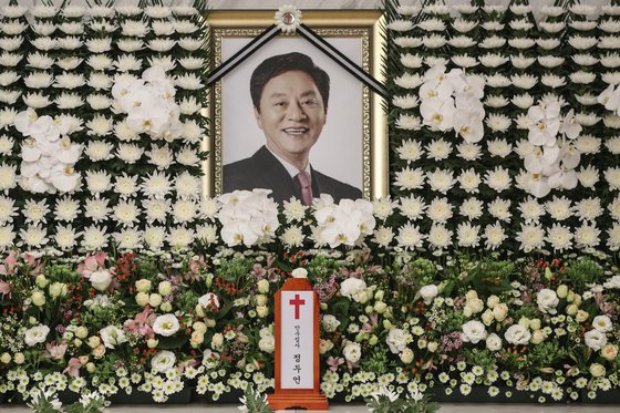고 정두언 전 의원 빈소   [연합뉴스]