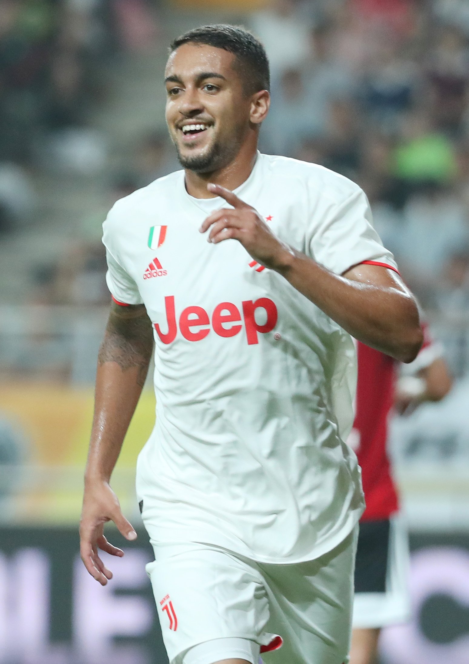 26일 서울월드컵경기장에서 열린 팀 K리그와 유벤투스 FC의 친선경기. 유벤투스 페레이라가 동점골을 넣은 뒤 기뻐하고 있다. [연합뉴스]