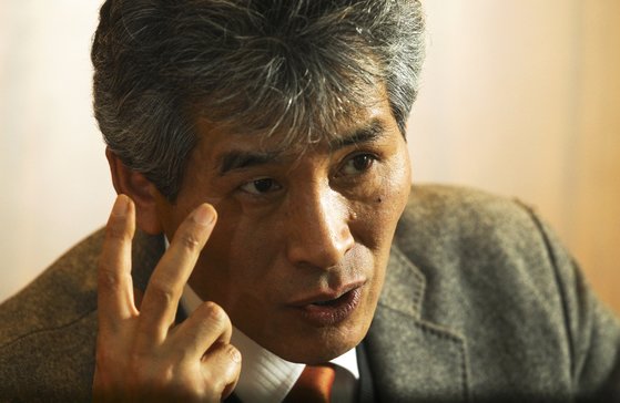 강남좌파의 저자 강준만 전북대 신문방송학과 교수. [중앙포토]