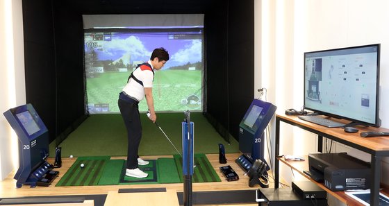 스윙 분석 시스템. 변선구 기자