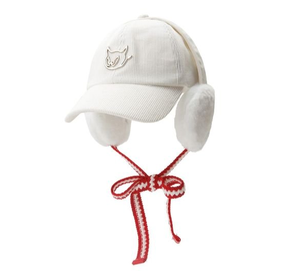 코듀로이 소재의 볼캡. 탈부착이 가능한 귀마개가 달려 실용적이다. 왁. 9만5000원.