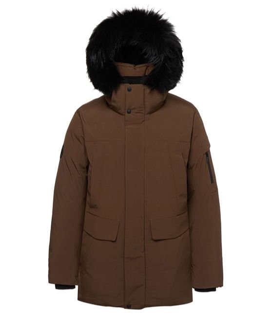 방풍·투습 기능이 뛰어난 고어텍스 인피니엄 윈드스토퍼 소재를 사용한 '안타티카' 헤비다운. RDS 구스다운을 충전재로 사용했다. 코오롱스포츠. 가격 82만원.