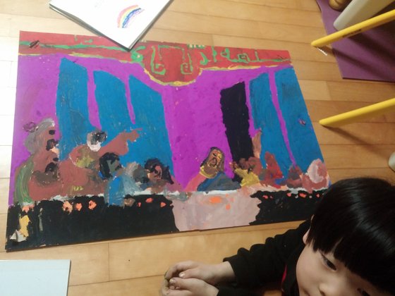 6살때 박스에 그린 최후의 만찬. [사진 김민주]