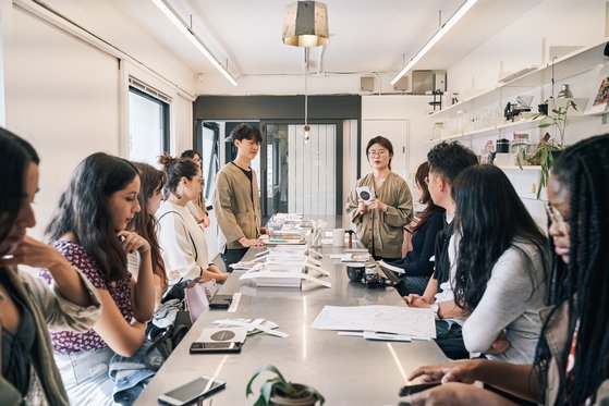 서촌유희의 체험 프로그램 중 하나였던 'K-라이프스타일.' 가장 한국적인 삶을 살아보는 하루를 체험할 수 있다. [사진 스테이폴리오]