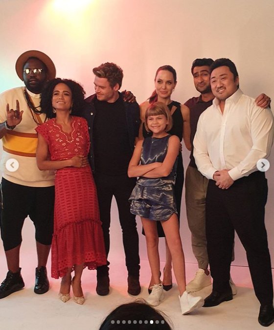 영화 ‘이터널스’ 배우들. [사진 마동석 인스타그램 캡처]