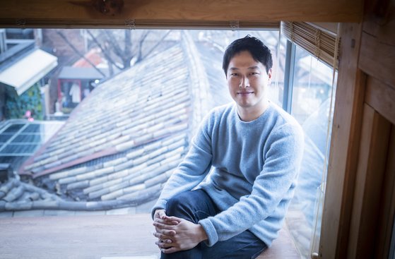 최정열 감독은 ’새 출발선에 선 사람들에게 관심이 많다“고 했다. 권혁재 사진전문기자