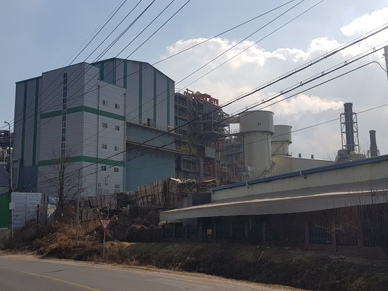 최근 환경영향조사를 시작한 청주 '소각장마을' 북이면 인근에 위치한 소각시설. 최종권 기자