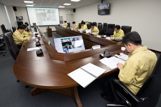과학기술정보통신부는 24일 ‘인터넷 트래픽 ICT서비스 안정성 점검회의’ 를 개최했다. [사진 과기정통부]