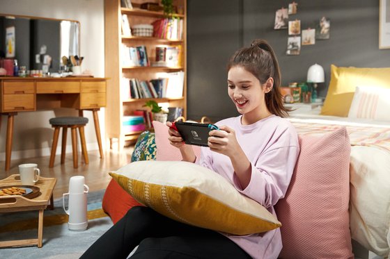 닌텐도 스위치가 지난 20일 발매한 '모여봐요 동물의 숲' 게임 홍보 화면. [사진 닌텐도 코리아]