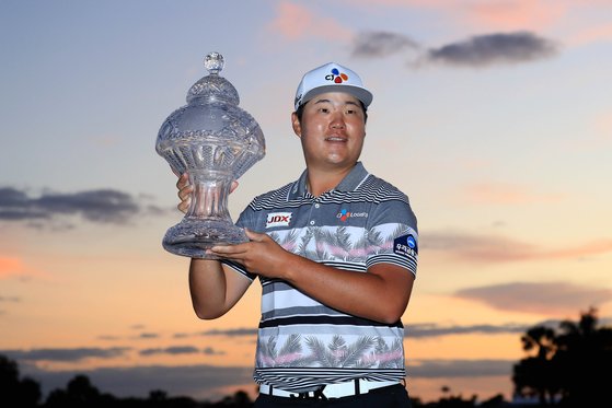 PGA 투어 50번째 도전 끝에 혼다 클래식에서 첫 우승을 거둔 프로골프 선수 임성재. [AFP]