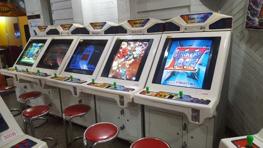 게임을 못하는아이는 오락실에서 순식간에 용돈을 탕진한다. [사진 한재동]