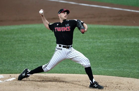 27일 고척 히어로즈전에서 선발등판한 LG 타일러 윌슨. [뉴스1]