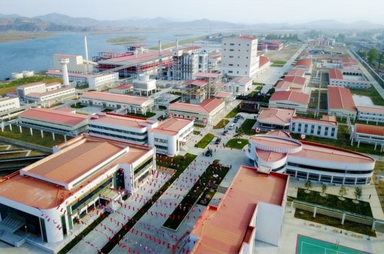 하늘에서 내려다 본 북한 순천 인비료공장[연합뉴스]