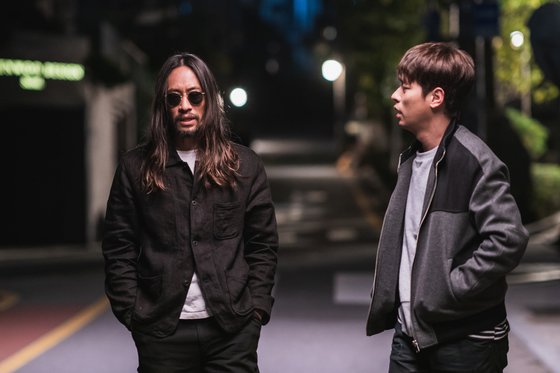 지난해 개봉한 타짜:원 아이드 잭’(감독 권오광)에서 포커 고수 애꾸로 변신한 배우 류승범. [사진 롯데엔터테인먼트]