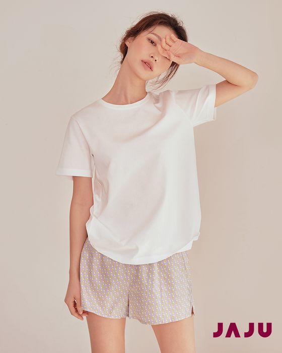 최근에는 편안한 여성 속옷으로 여성용 사각 팬티가 주목받는다. 사진 자주