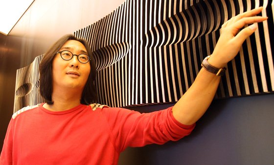 전 네오플 대표. 음악에 대한 열정으로 버클리 음대에 2009년에 입학하기도 했다.