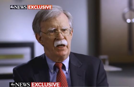 존 볼턴 전 백악관 국가안보보좌관이 회고록 공개 후 첫 ABC방송과 인터뷰에서 "앞으로 대선 이후 북한과 합의도 없을 것"이라며 "이것은 끝났다"라고 선언했다.[유튜브 캡처]