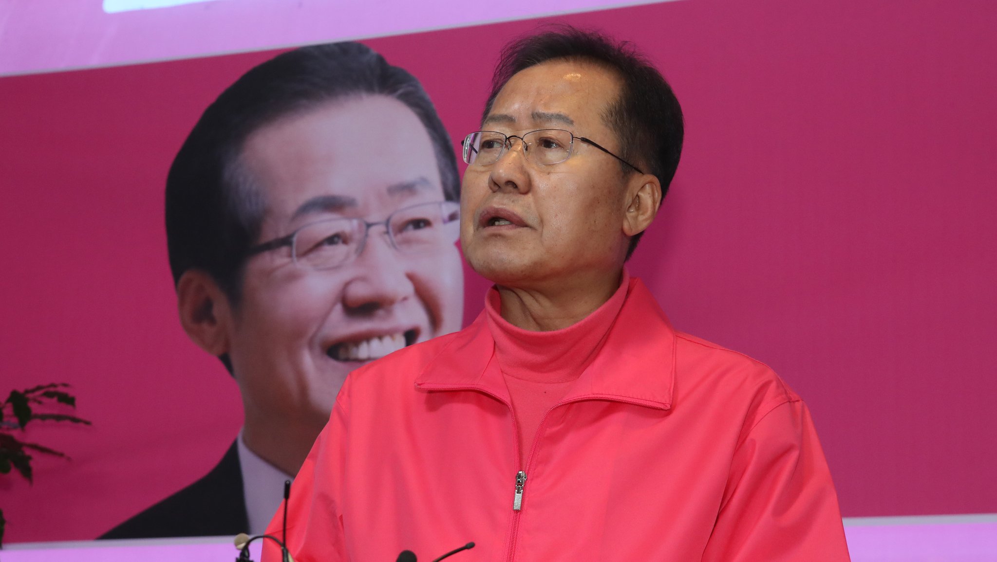 홍준표 무소속 의원. 중앙포토