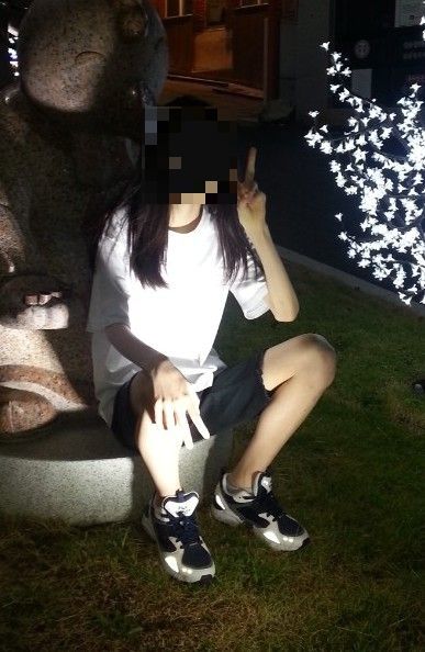 거식증으로 몸무게가 30㎏까지 줄었던 안지민(가명·15)양. [본인 제공]