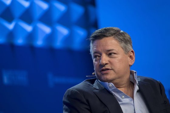 넷플릭스 공동 CEO인 테드 새런도스