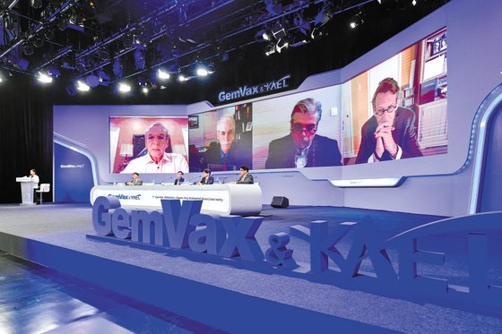 지난 4월 17일 서울에서 열린 ‘제1차 젬백스 알츠하이머병 치료제 개발 자문위원회’에서 세계 석학들은 알츠하이머병 치료제 ‘GV1001’의 성공을 긍정적으로 전망했다. 사진=김동하 객원기자