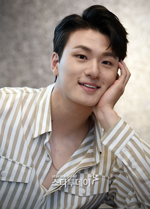 신승호는 드라마 ‘열여덟의 순간’에서 완벽한 듯 보이지만, 어두운 내면을 가진 ‘마휘영’으로 분했다. 사진ㅣ유용석 기자