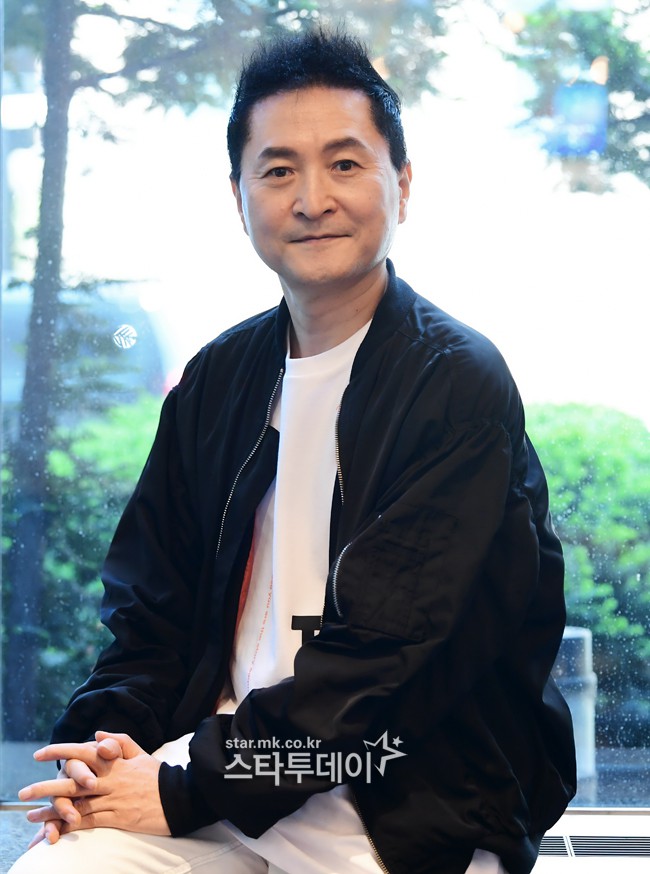 ‘100만뷰 아버지’ 수식어가 처음에는 무겁게 느껴졌다는 이동은. 사진|강영국 기자