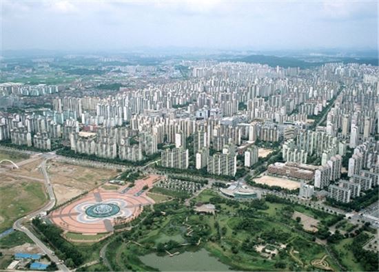 고양시 일산동구 장항동에 위치한 호수공원 일대 전경