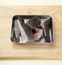 1. 우럭은 찌개용으로 준비해서 물에 씻어서 물기를 뺀다.