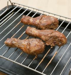 3. 예열하지 않은 오븐에 넣어 230℃로 25~30분 정도 굽는다.