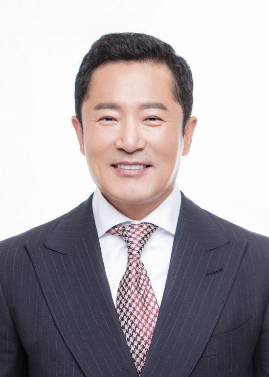 김정모 DK도시개발·DK아시아 회장