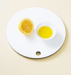 4. 분량의 드레싱 재료를 모두 섞는다.