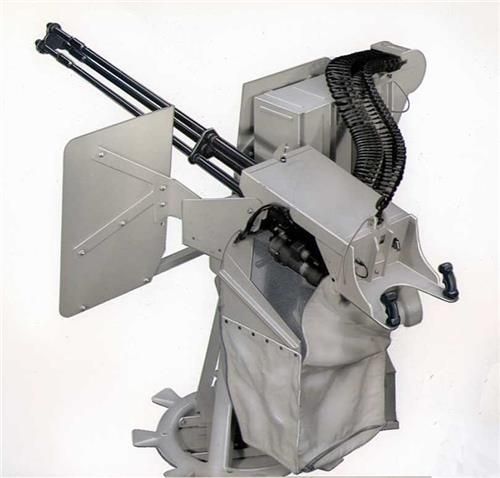 2016년에는 북한 해군이 서해 북방한계선(NLL) 인근에 배치한 초계정 등에 미국산 '개틀링 기관총'을 탑재하기 시작한 것이 알려지기도 했다.